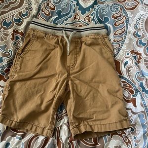 Osh kosh size 7 no button shorts